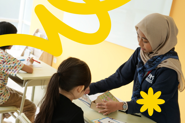 Ilustrasi perbandingan full day school dan half day school untuk membantu orang tua memilih sekolah yang tepat