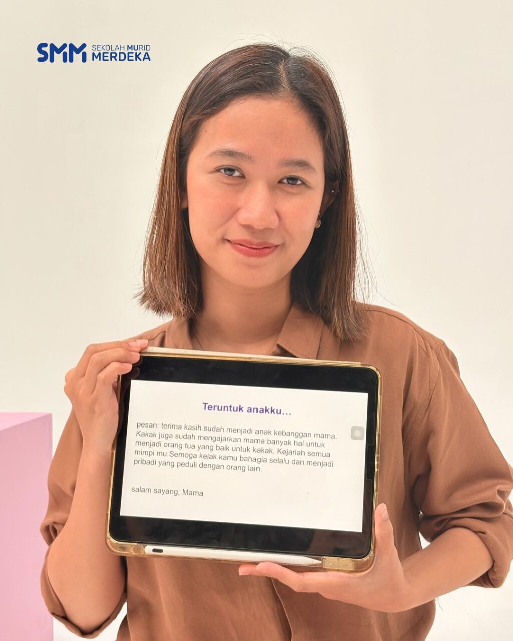 Instagram post from sekolahmuridmerdeka. This post is in position 1.